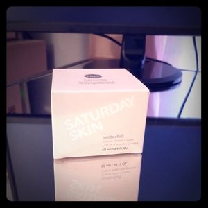 Saturday Skin Water Glacier Cream